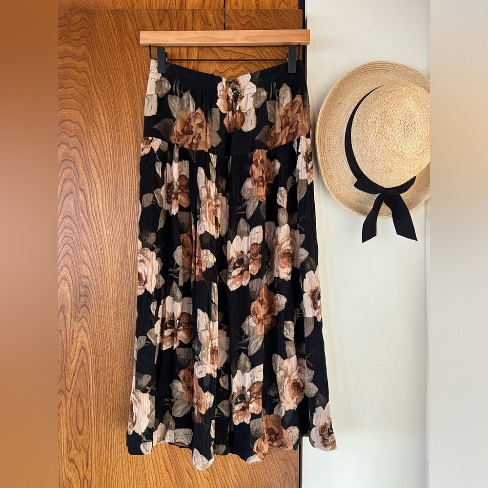 Vintage 90s Carol Little Black/Brown Floral Midi Skirt sz 8